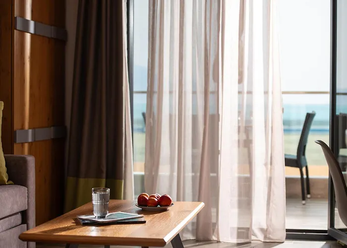 Vrahakia Apartament *